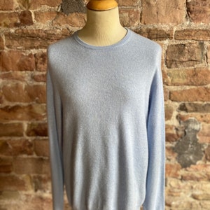 Uniqlo 100% Pure Cashmere Crew Neck Sweater. FREE UK POST