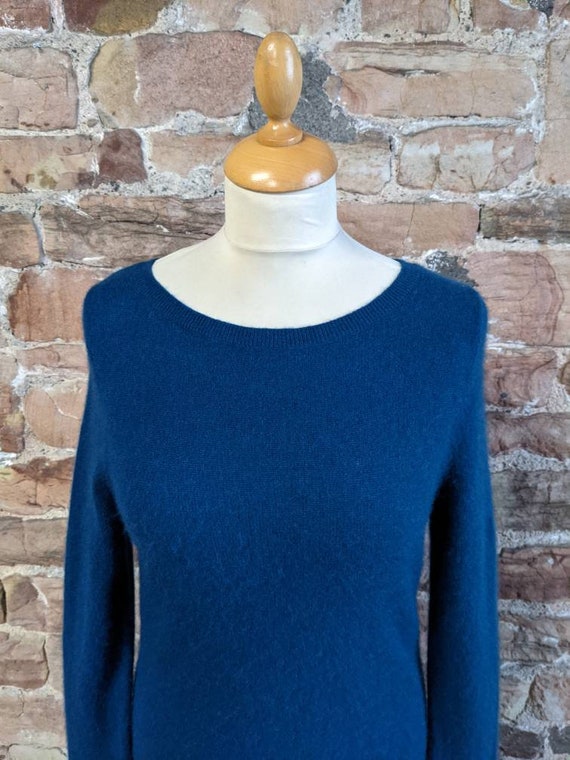 Ellen Tracy 100% Cashmere Boat Neck Sweater. Free UK Post