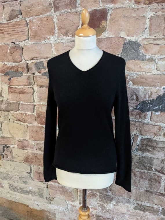 Prive 100% Pure Cashmere V Neck Sweater. FREE UK P