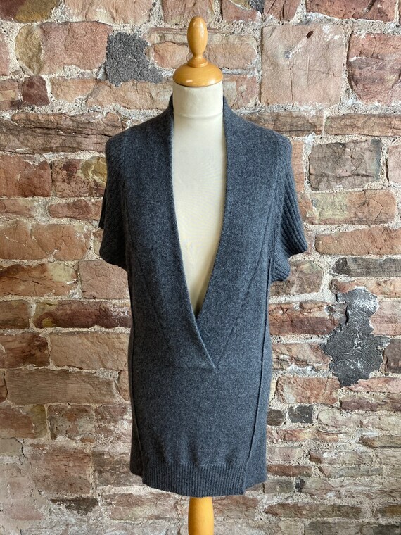 Aqua Cashmere 100% Pure Cashmere V Neck 