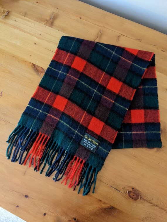 Scots Glen 100% Pure Cashmere Scarf With Tassels. 