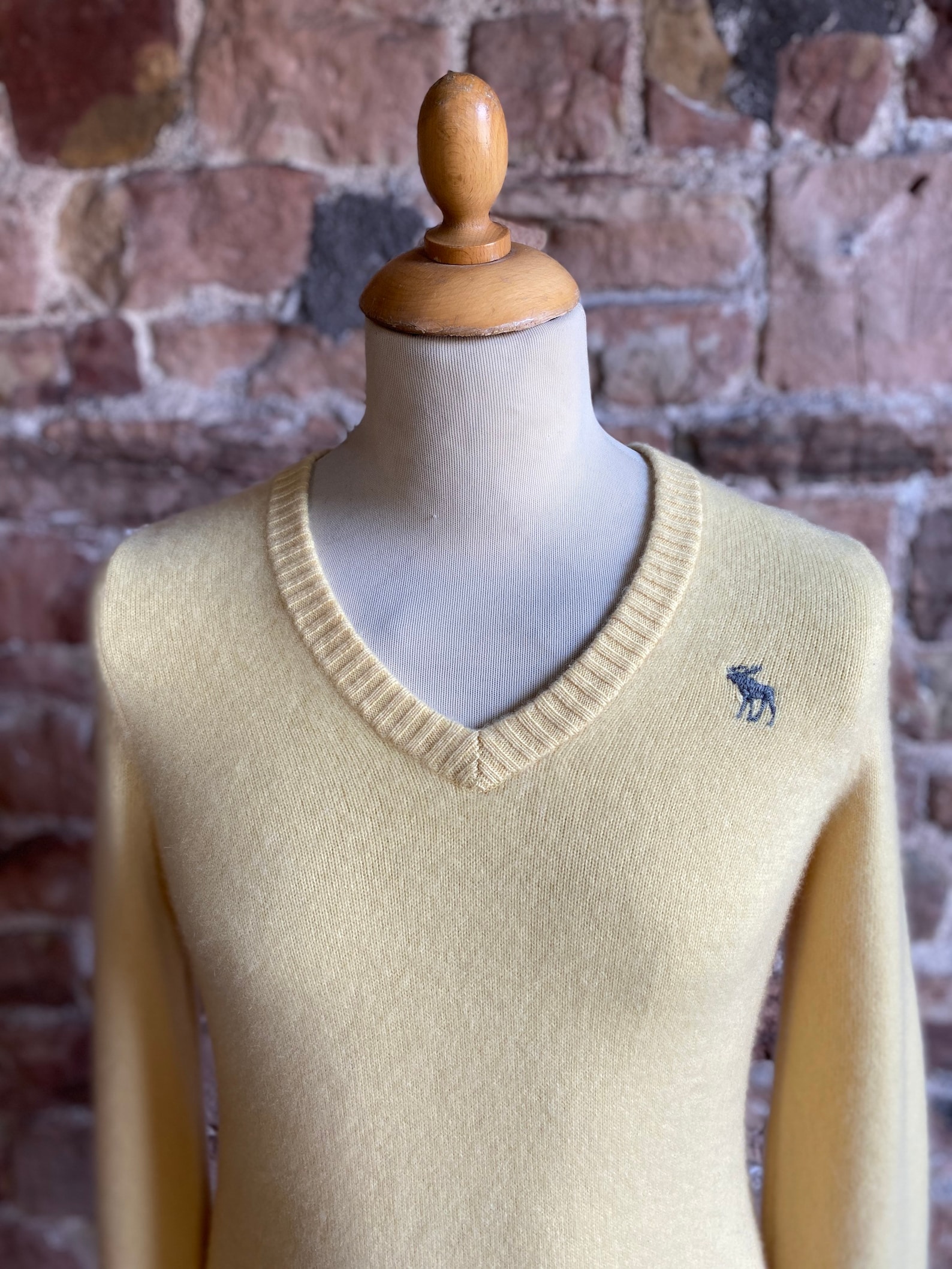 Abercrombie & Fitch 100 Pure Cashmere V Neck Sweater. FREE UK Etsy UK