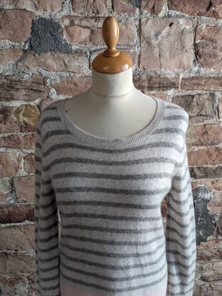 100% Pure Cashmere Boat Neck Sweater 