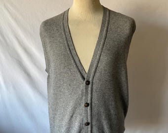 Vintage Lyle & Scott 100% Pure New Wool Waistcoat. Made In Scotland FREE UK POST