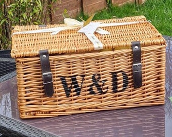 Personalised Hamper Gift Basket with lining, Easter Basket, New Home Gift for Couples Anniversary, Picnic Hamper, Storage Basket with lid