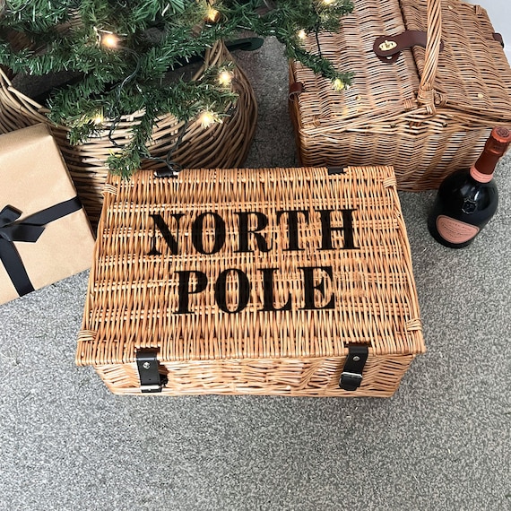 North Pole Christmas Hamper - Personalised Gift for Kids - Christmas Eve Box Gift Basket - Natural Xmas Decoration - Family Keepsake