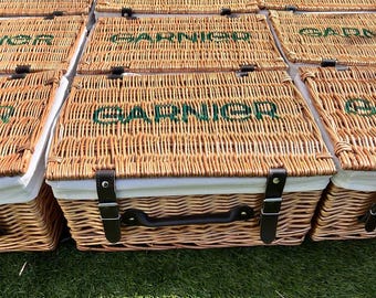 Branded Wicker Hamper with Logo – Luxury Corporate Gifts for Clients, Company Logo Gift Basket for Employee Colleague Influencer PR Gift Box