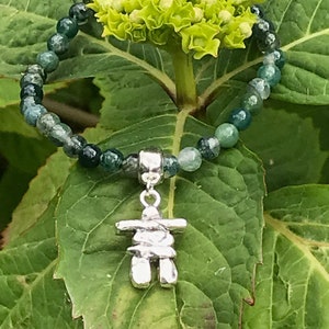 Green Moss Agate Inuksuk Bracelet, Green Gemstone Charm Bracelet , Gemstone Bracelet, Green Moss Agate Bracelet, Inuksuk Bracelet, Bracelet