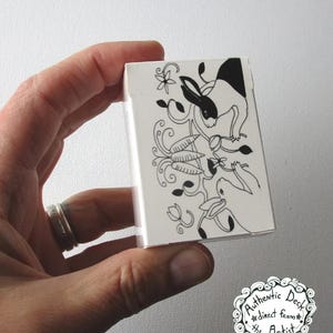 Baraja de tarot MINI Rabbit en caja: baraja de cartas con diseño de animales en miniatura con estuche, baraja auténtica de Nakisha, adivinación del conejo holandés White Rabbit