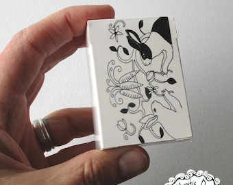 MINI Boxed Rabbit Tarot Deck - Mini Animal Art Card Deck with Tuck Box, Authentic Deck by Nakisha, White Rabbit Dutch Rabbit Divination