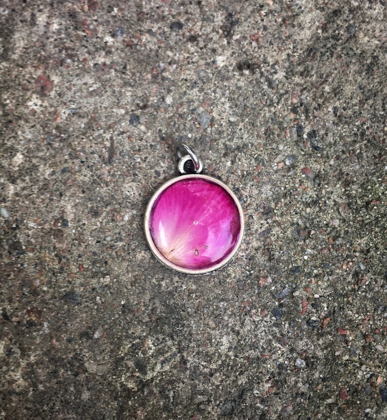 teenage girl gift Small plant and flower silver necklace handmade resin jewelry tiny floral amulet for her pressed rose petal pendant