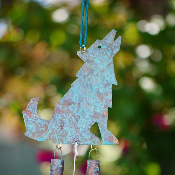 Wind Chime/ Howling Wolf Windchime / Dog Wind Chime / Outdoor Copper Windchime / Mother's Day Gift for Mom / Dog Memorial Windchime