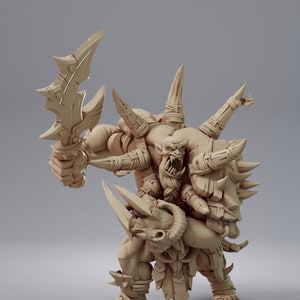 Orc Warlord - 32mm Resin Miniature - DnD - Dungeons & Dragons Miniatures - Pathfinder - Frostgrave - RPG - Tabletop - Wargaming - Warrior