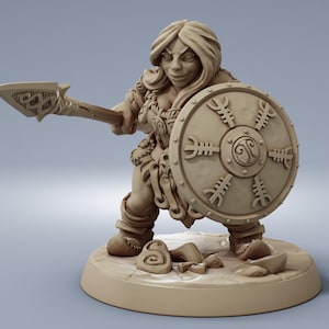 Female Dwarf Fighter - 28mm 32mm Resin Miniature - DnD - Dungeons & Dragons Miniatures - Pathfinder - Frostgrave - RPG - Wargaming