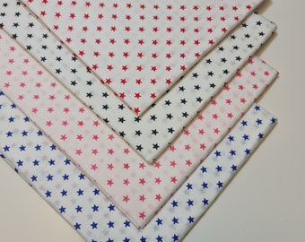 100% Cotton Poplin White Star Print Fat Quarter (50x50cm - Pack of 4 Printed Star Prints Cotton)