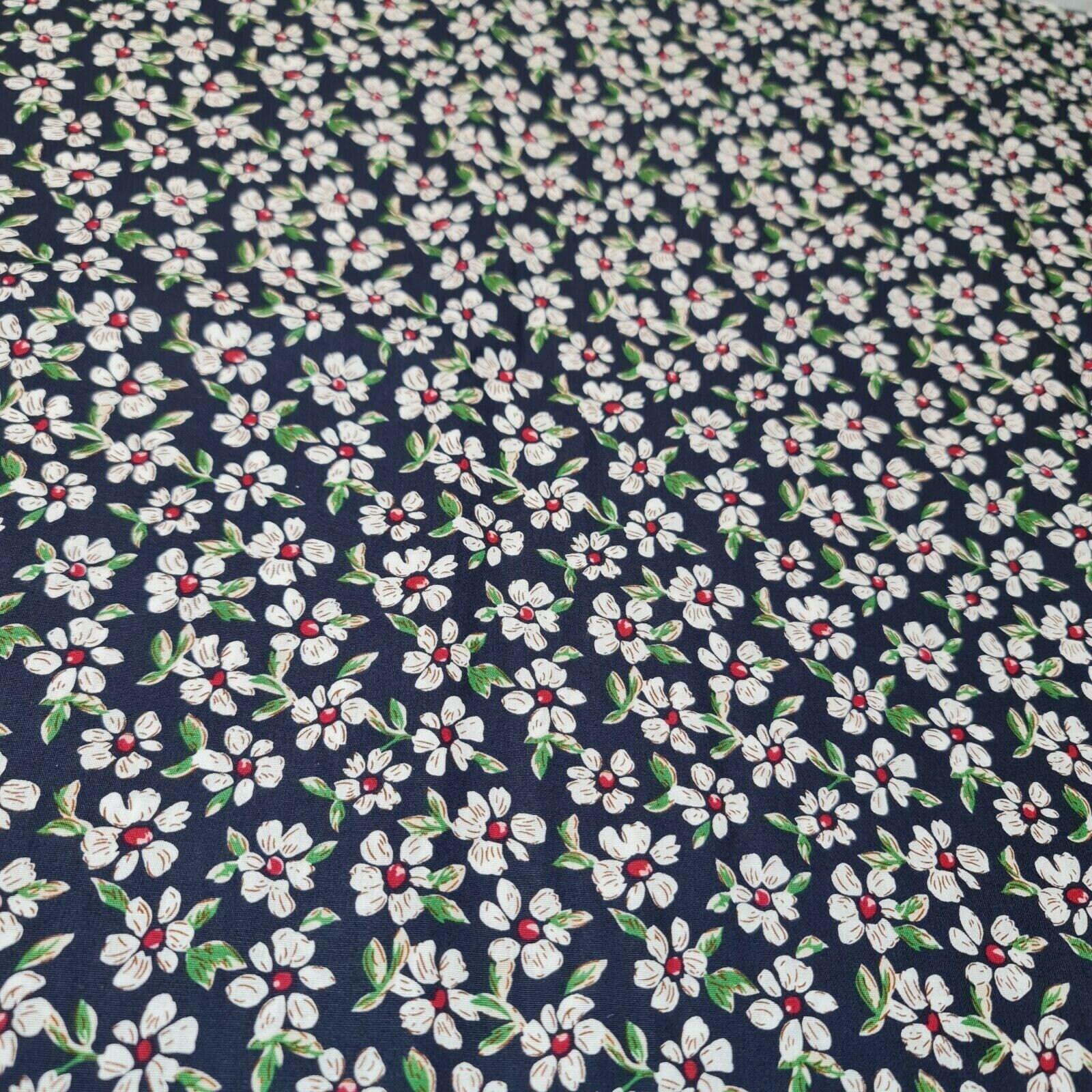 100% Cotton Poplin Daisy Floral Print Fabric – Soft Dress, Craft