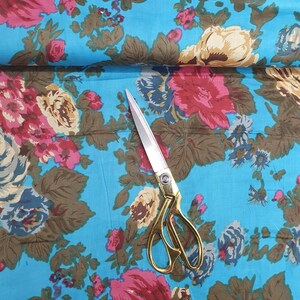 Floral 100% Cotton Lawn Fabric Dress Craft Costume Material 44&quot; By The Meter
