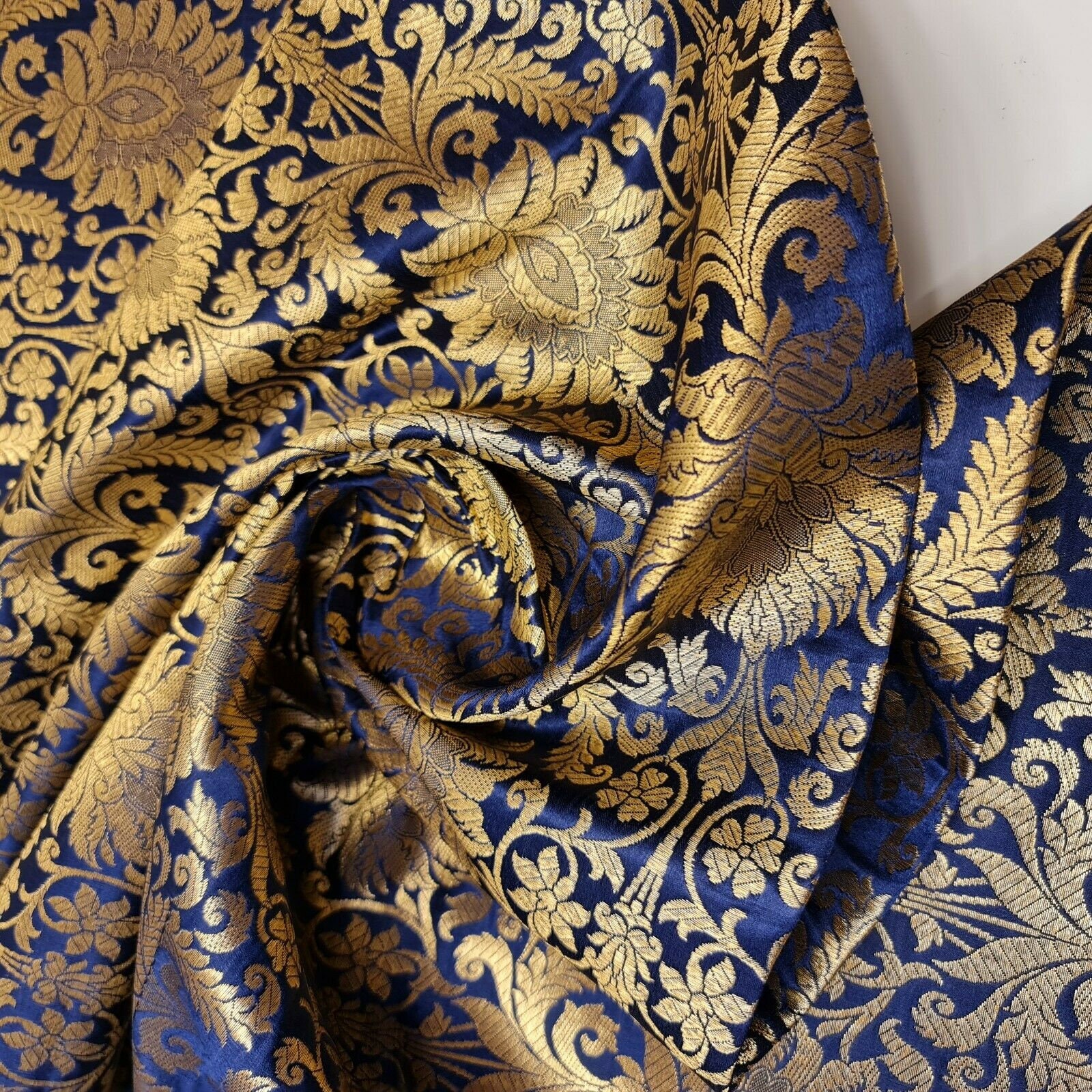 Floral Gold Leaf Damask Metallic Indian Banarasi Brocade Fabric