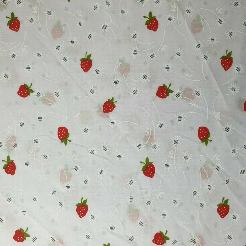Floral Polycotton White Base Strawberry Print Craft Dress Fabric 44 By Meter