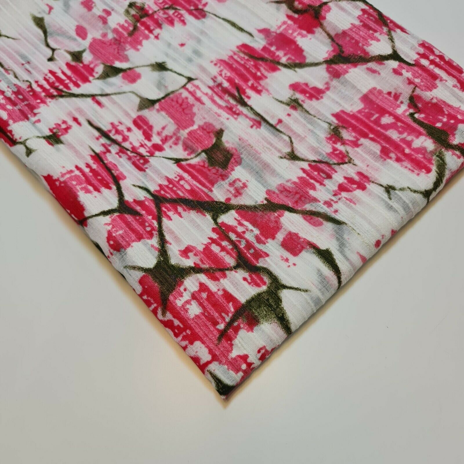 100% Algodón Estampado Y Tela A Cuadros De 58 Pulgadas De Ancho, Se Vende Por Yarda