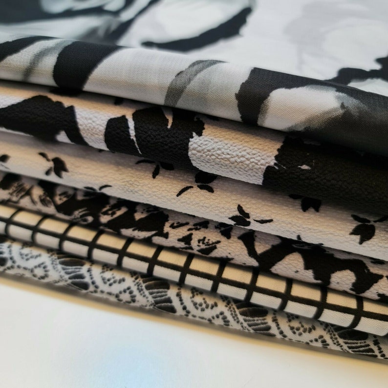 Black White Floral Printed Poly Crepe Dress Drape Craft Fabric 58 By The Meter Design 5