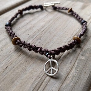 Macreme anklet