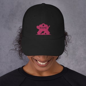 Boné bordado para goleiro de hóquei – Modelo completo para destros e canhotos | Presente para goleiras | Tendy & Goaltender Apparel