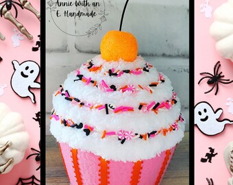 Halloween orange and pink faux cupcake, yarn cupcake wreath attachment