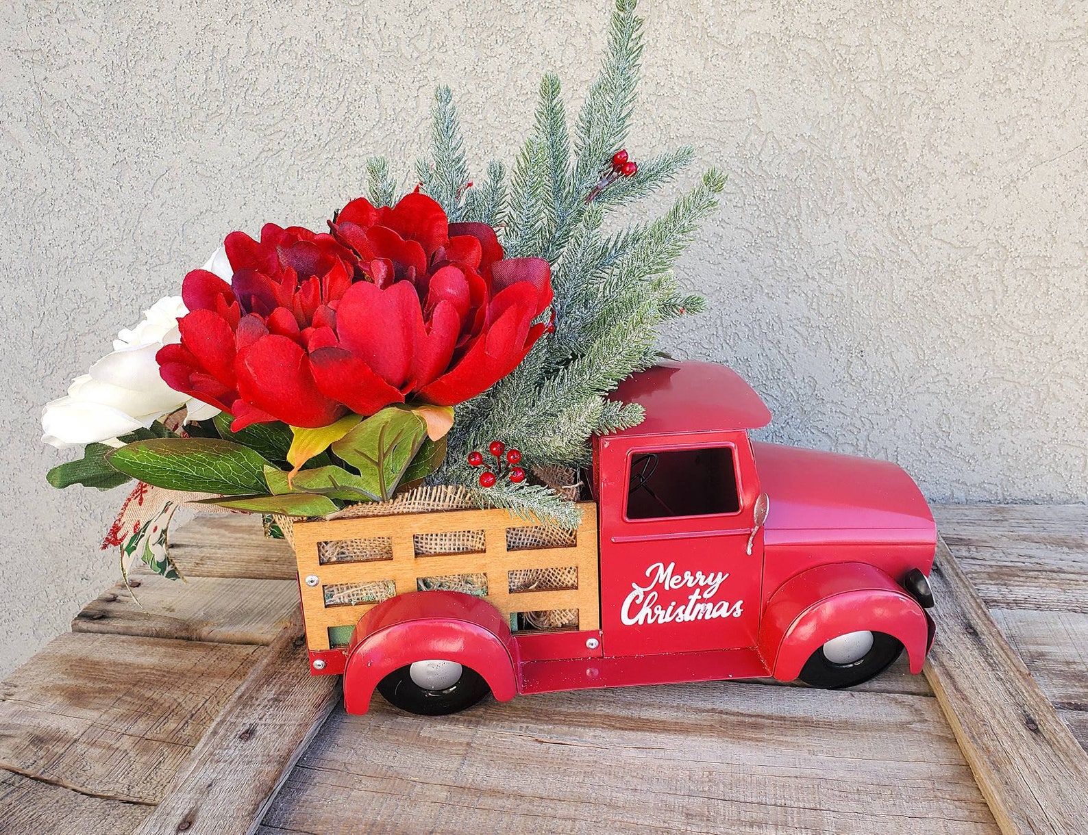 Little Red Truck Christmas Floral Centerpiece Etsy