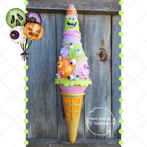 RTS Halloween Eyeball Ice Cream Cone Wreath Attachment, monster decor