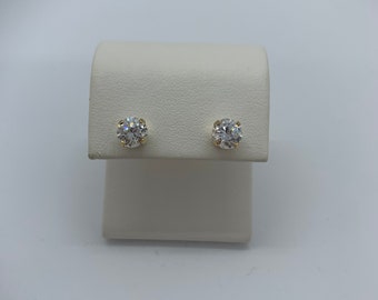 14KT Yellow gold cubic zirconia earrings