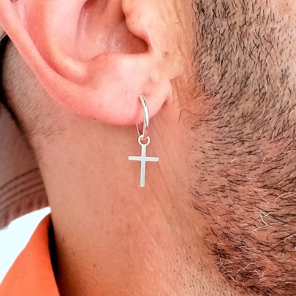 Cruz de aro de plata de ley · Aros de hombre con cruz de plata 925 · Pendiente de hombre · Regalo para él · Pendientes de aro de plata · pendiente colgante