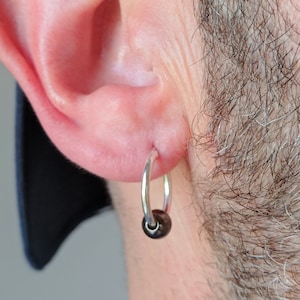 16 mm hoop earring with 929 Sterling Silver sphere · Sterling Silver hoop earring with enameled 929 Sterling Silver ball