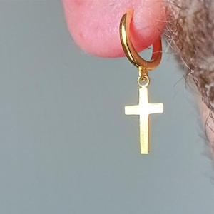 925 Sterling Silver Hoop Earring with 18K Gold Plated Cross Pendant – Minimalist Unisex Design