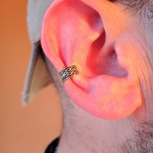  3Pcs Ear Cuff Earrings for Men Clip On Cartilage Earrings Men  Non Pierced Ear Cartilage Hoop Huggie Ear Cuffs for Mens Non Piercing  (2pcssilver): Clothing, Shoes & Jewelry