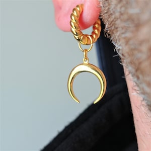 Massief 929 sterlingzilveren oorbel met 18k goudkleurige maan · hypnotiserende maanbedel