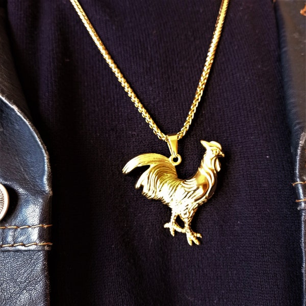 Golden Steel rooster pendant · Rooster pendant · Rooster necklace · Totem pendant - Rooster warming in the sun.