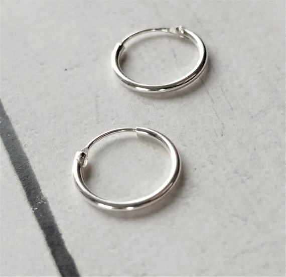 Orecchini A Cerchio In Argento Sterling 925 NKlaus | Diametro 14mm | Cerchi Sottili Lucidati A Specchio | Unisex