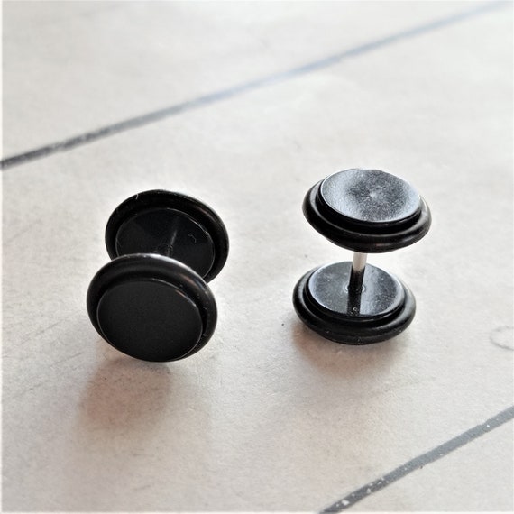 Orecchini A Perno Faker Per Uomo E Donna – Tappi Da 10 Mm, Colore Nero, In Acciaio Inox 316L, Finto Dilatatore A Vite