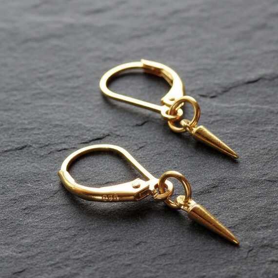 Orecchini a freccia in oro su argento sterling con pendenti lunghi a forma di freccia - Italia