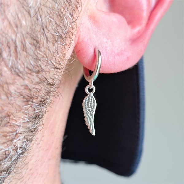 Feather hoop earring · 12 mm hoop with feather, clip on closure · 925 Sterling Silver