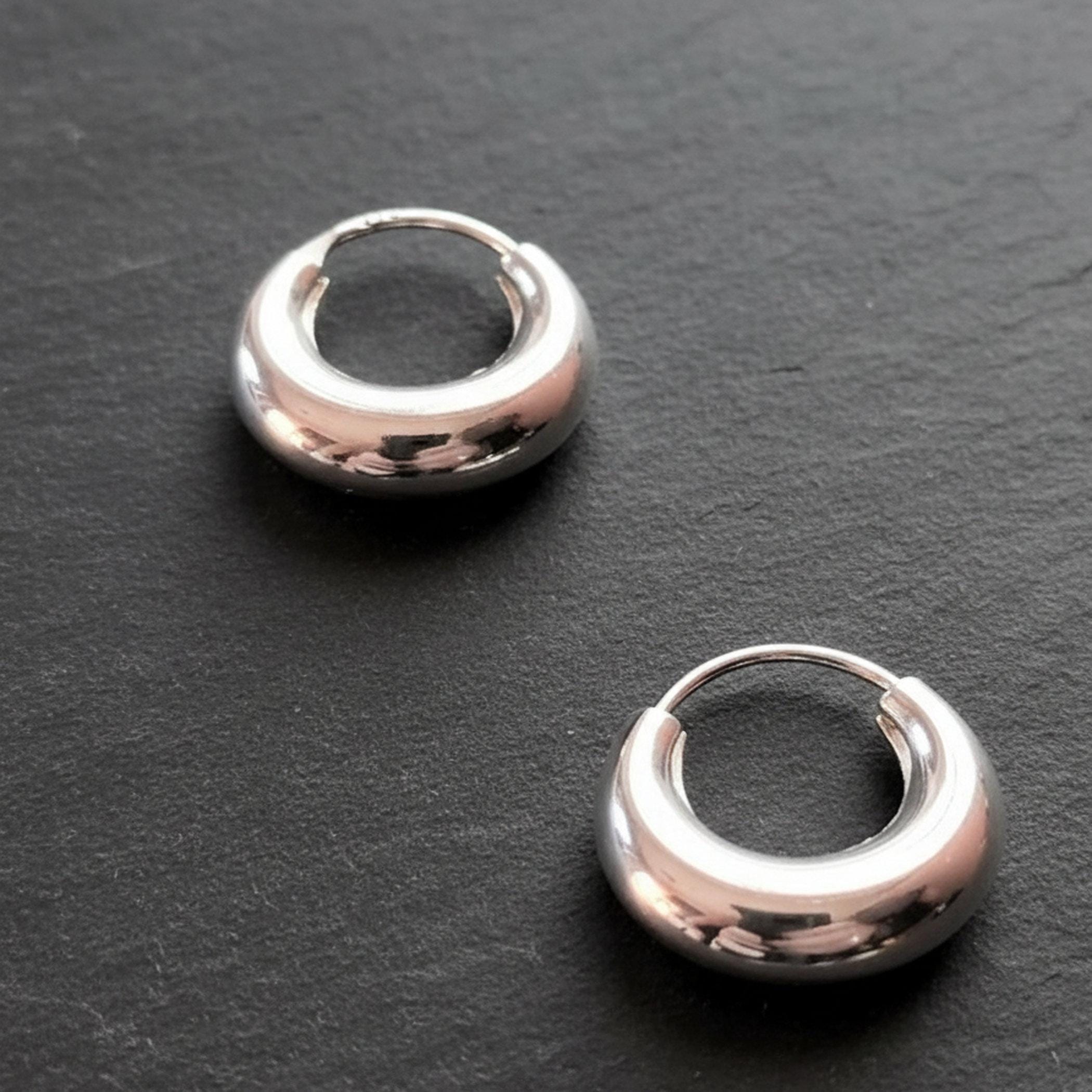 Stylish Sterling Silver Hoop Earring · 16mm Diameter · Handcrafted