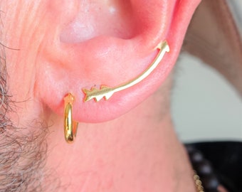 Arrow 925 Sterling Silver Earring with 18k gold plating  · Golden arrow earring