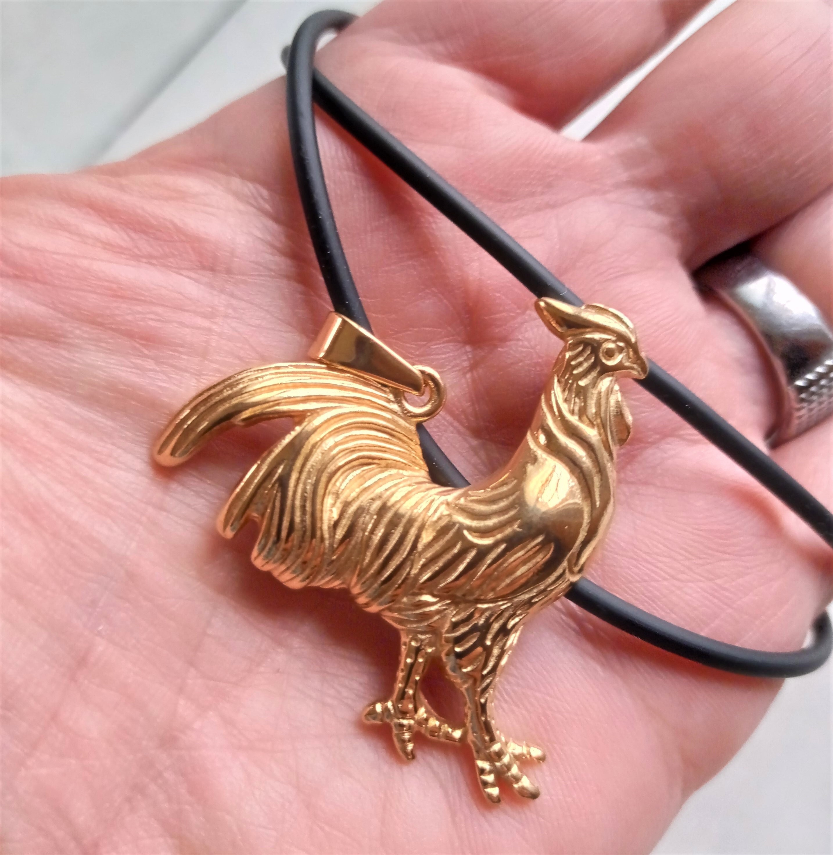 ネックレス・ペンダント fighting cock \"Real bone cross \"necklace fighting cock 