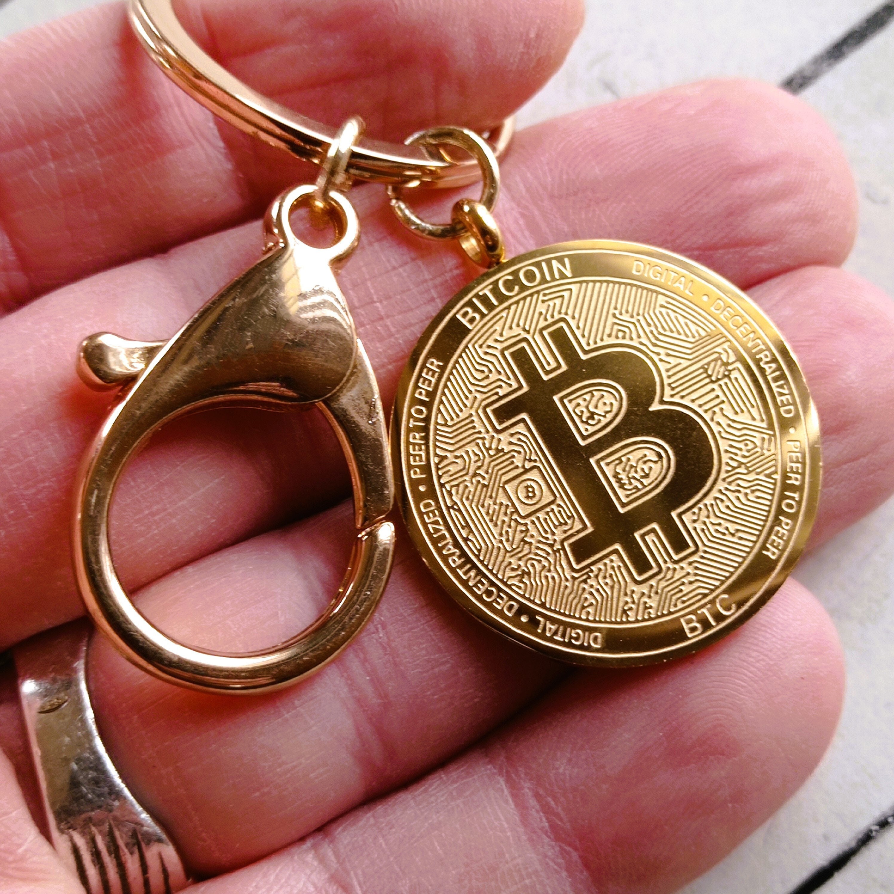 Bitcoin Keyring Pendant Keychain Stainless Steel Medal Symbol Key Chains  Men Women