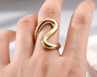 Anillo Gold Wave, joyería de moda en acero inoxidable