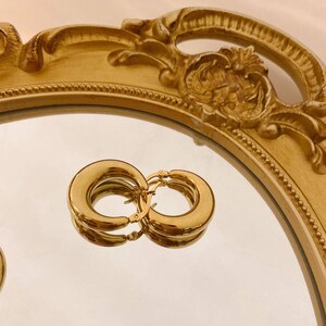 Gold Filled Mediana Hoop Earring