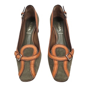 Y2K Vintage PRADA Runway S2005 Pumps Moss Green Tan Navy Color Block EU 37 / US 7
