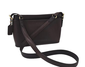 Vintage COACH Equestrian Zip Shoulder / Crossbody Bag #9802