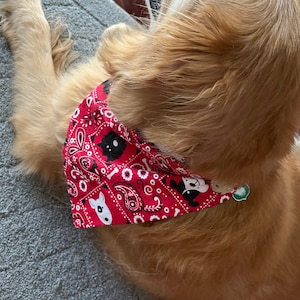 Red Bandana, Puppy Bandana, Red Dog Bandana, Red Dog or Puppy Scarf, Side Release Clip Bandana, Handmade